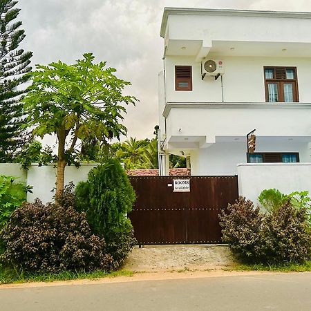 Guesthouse Bodensee Hikkaduwa Luaran gambar