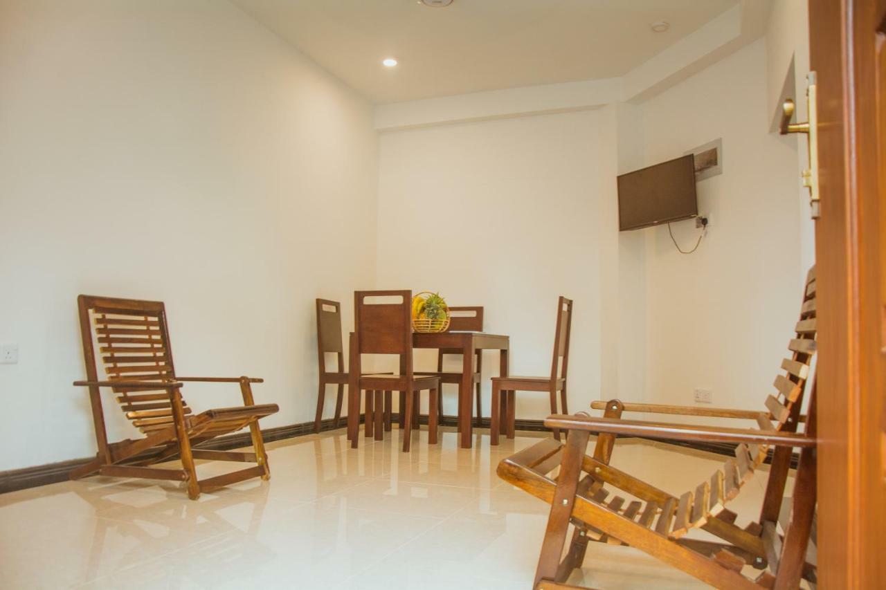Guesthouse Bodensee Hikkaduwa Luaran gambar